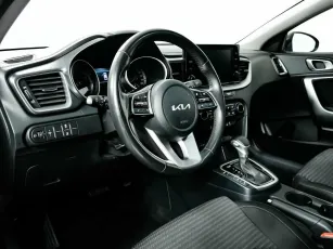 Kia  11