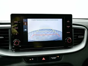 Kia  12