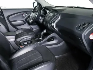 Hyundai  10
