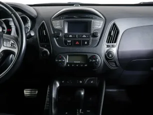 Hyundai  15