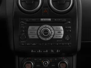 Nissan  17