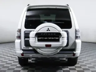 Mitsubishi  4