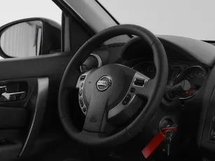 Nissan  10