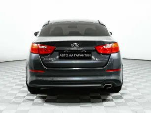 Kia  6