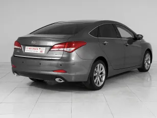 Hyundai  6