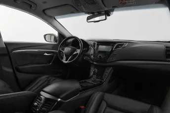 Hyundai  9
