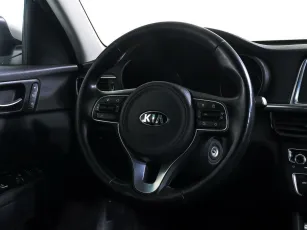 Kia  12