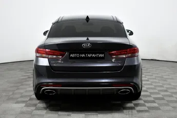 Kia  6