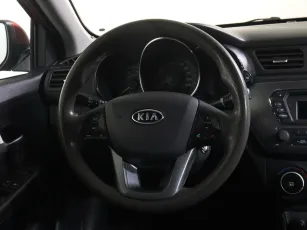 Kia  10