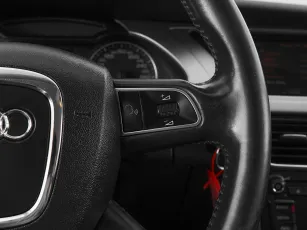 Audi  12