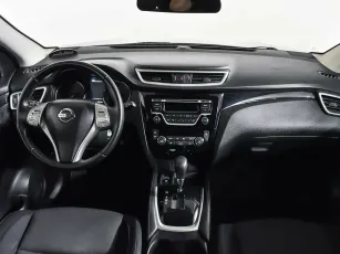 Nissan  10