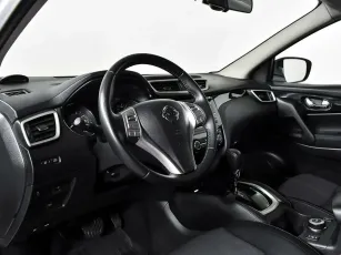 Nissan  9