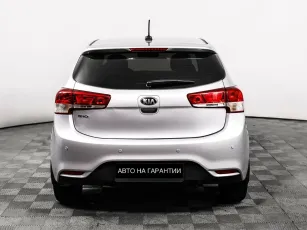 Kia  6