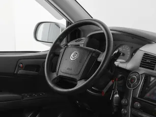 SsangYong  10