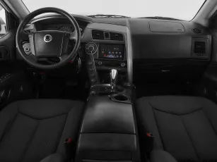 SsangYong  8