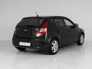 Hyundai  6