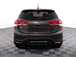 Kia  6