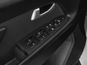 Kia  13