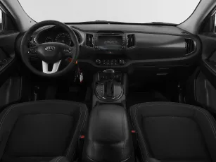 Kia  8