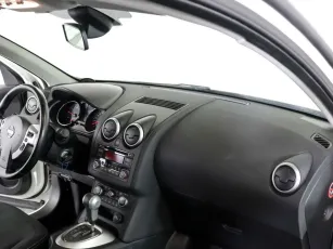 Nissan  7