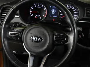 Kia  12
