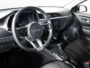 Kia  9