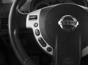 Nissan  11