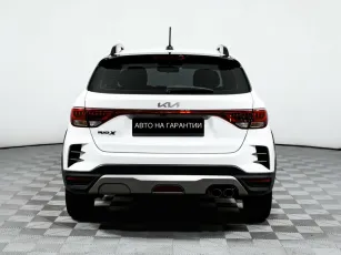 Kia  6