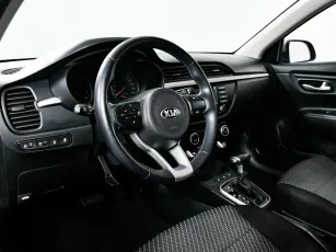 Kia  10