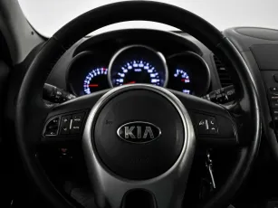 Kia  9