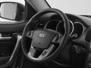 Kia  10