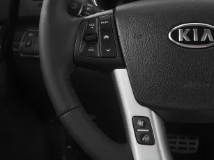 Kia  11