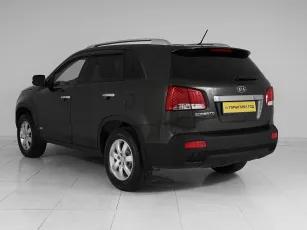 Kia  4