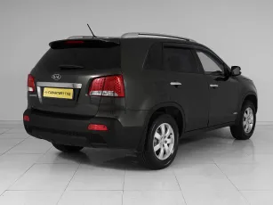 Kia  6