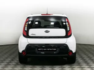 Kia  6