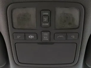 Hyundai  15