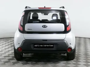 Kia  4