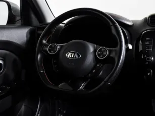 Kia  13