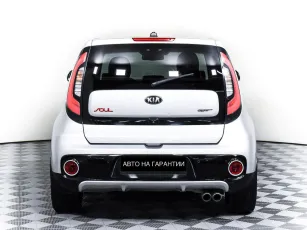 Kia  6