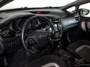 Kia  7