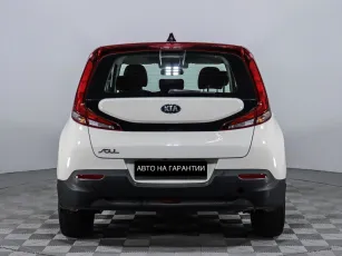 Kia  6