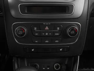 Kia  17