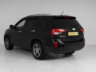 Kia  4