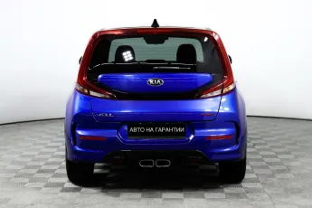Kia  6