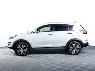 Kia  3