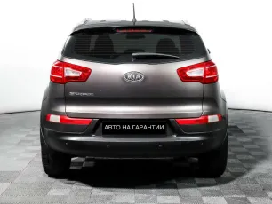 Kia  6