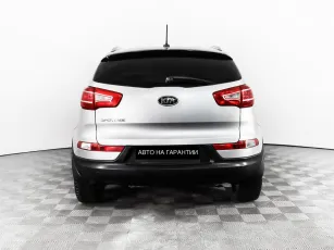 Kia  6