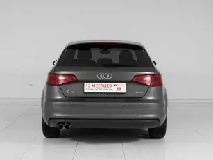 Audi  5