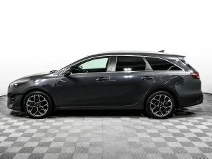 Kia  3