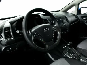 Kia  9